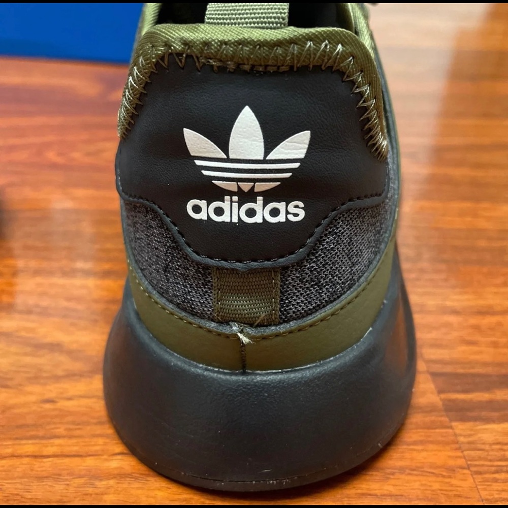 🛑SOLD🛑 Preowned Adidas Alphabounce Instinct - Picture 3 of 8